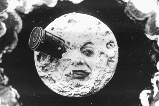 ¿En qué año se inventó el cine? La sorprendente historia detrás de su origen
